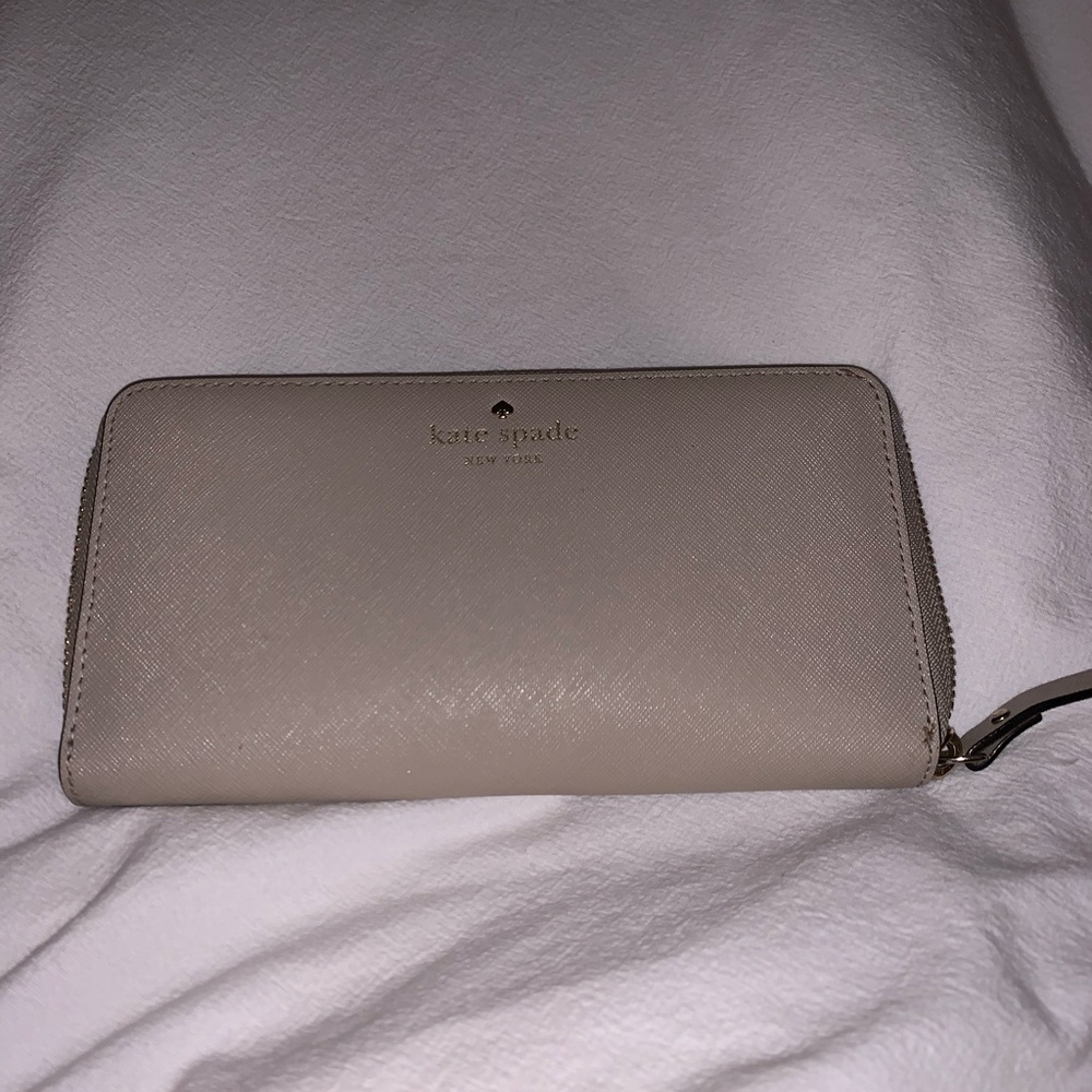 Kate Spade wallet! Basically new!